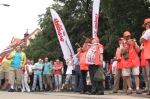 Hutnicy nie chcą umów śmieciowych. Zobacz video.