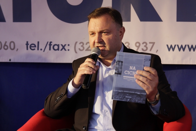 Wyjątkowa książka o stadionie Ruchu. Cicha, jakiej nie znacie