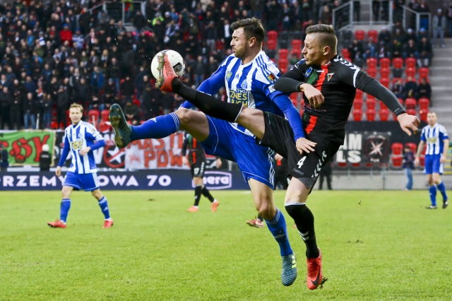 Smutne święta Ruchu. Przegrał derby w Tychach