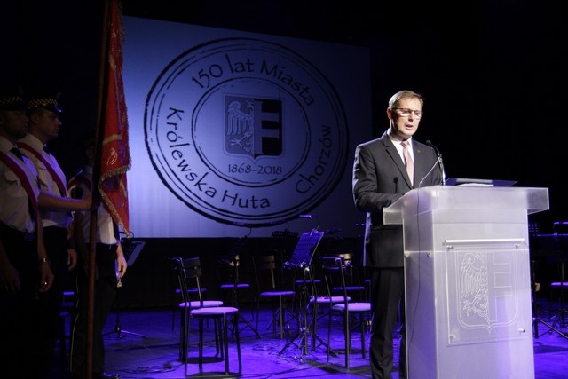 Sesja na jubileusz miasta. Wideo i zapis relacji na żywo
