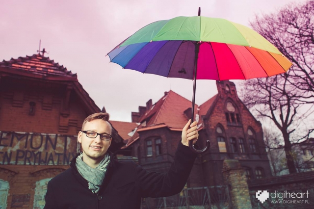 Rozłożyli parasol nad rzeźnią