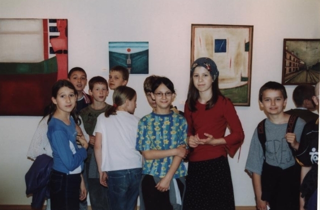 Tuzin lat nietuzinkowej galerii
